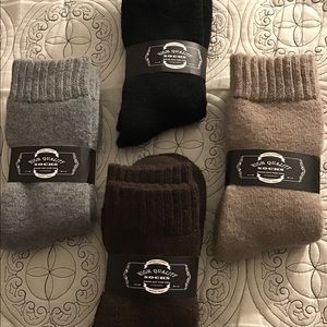 4 Pair Wool Socks
